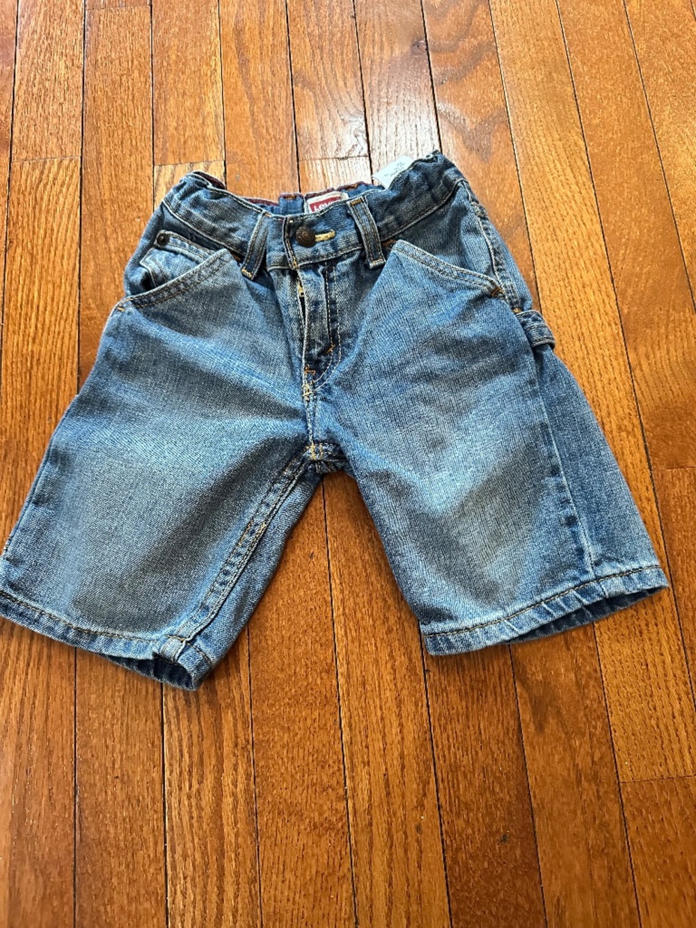 Levi’s Boys Denim Cargo Shorts Light Wash Classic Fit Size 4T